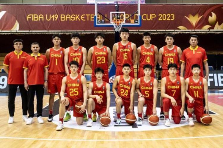 U19男篮世界杯赛中国队首战负于法国队